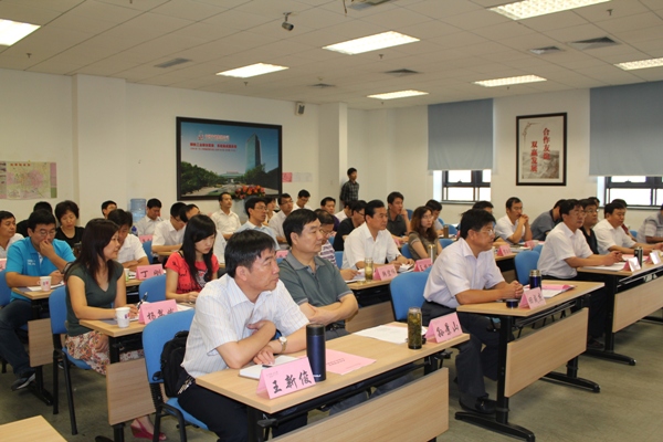 我市在中国人民大学举行事业单位改革专题培训